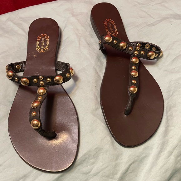 Studded sandals - Picture 1 of 5